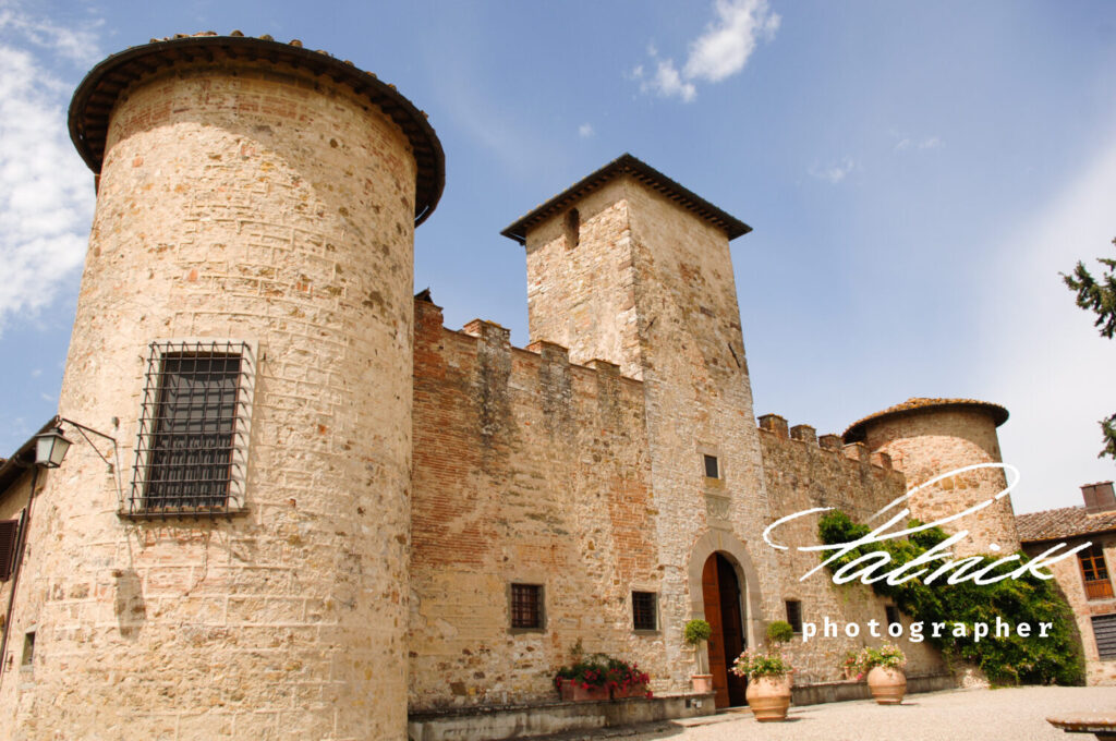 Wedding Castello di Gabbaino, Tuscany