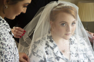 bride, getting ready, veil, casual clothers, eye contact, blue and white shirt, jewellery