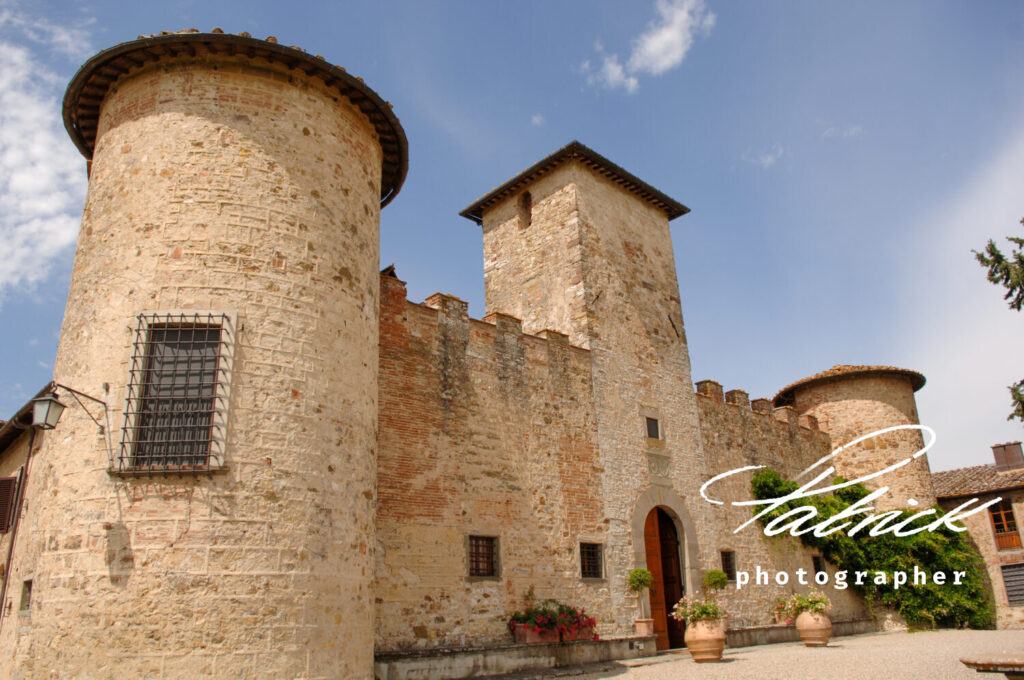 exterior Italian castle, stone, brick castellodigabbiano